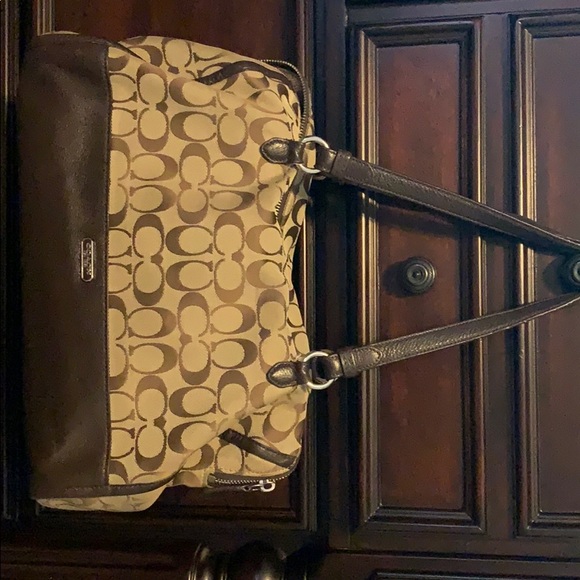 Coach purse - Picture 2 of 6